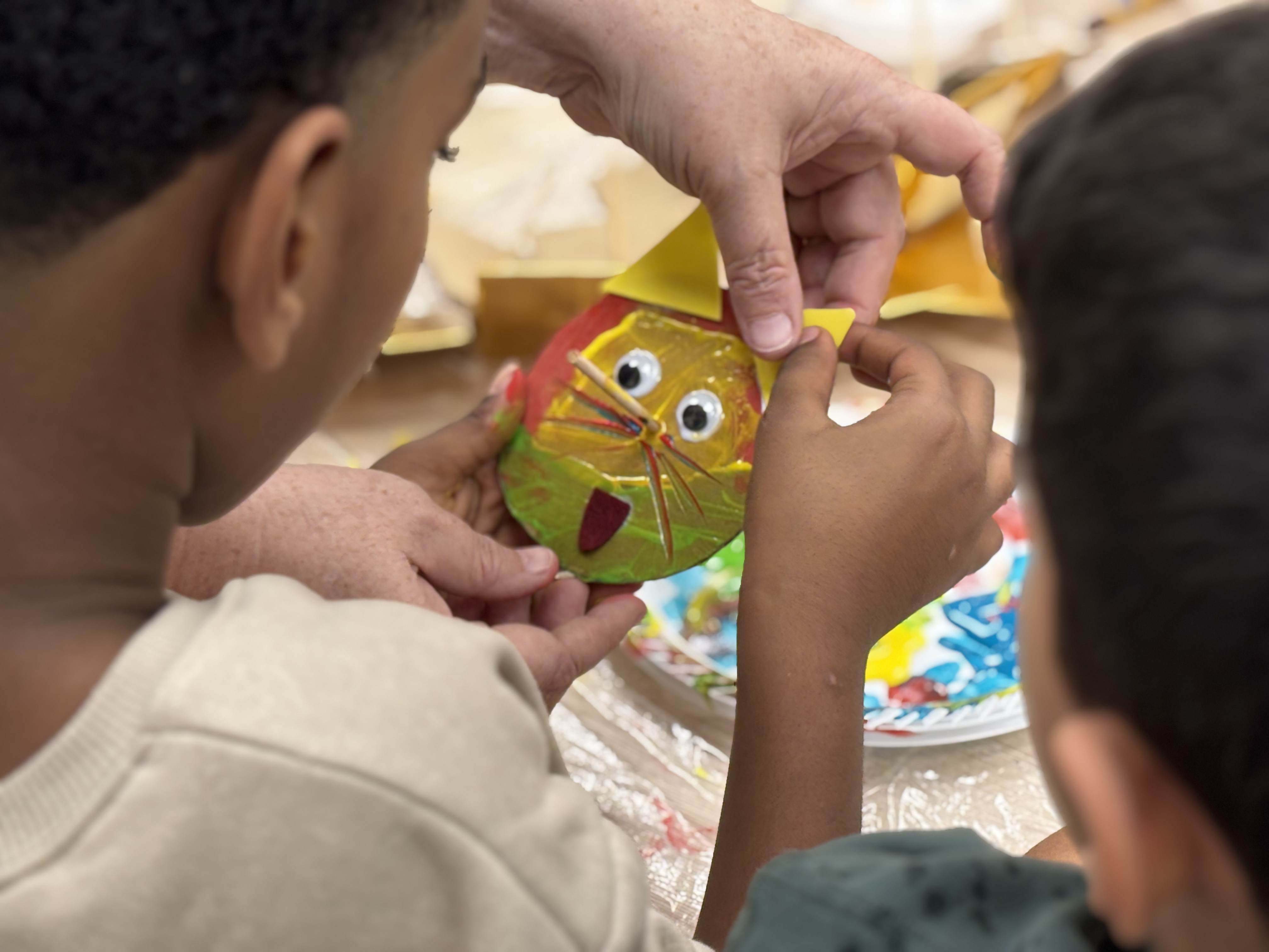 Kid designing a dridle